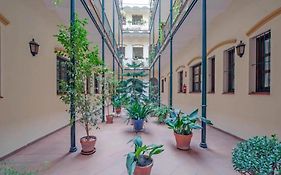 Monkeys Apartments Castilla Triana